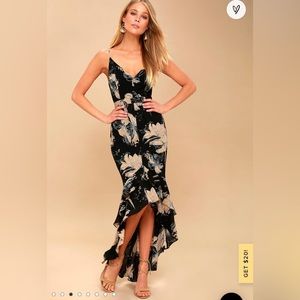 Lulu’s Darling Daylily Black Floral Print High-Low Maxi Dress